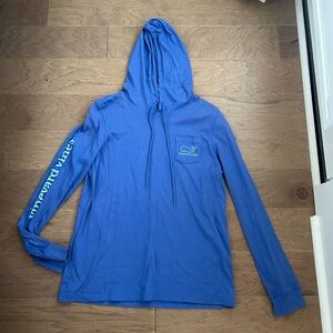 Vineyard vines hooded long sleeve